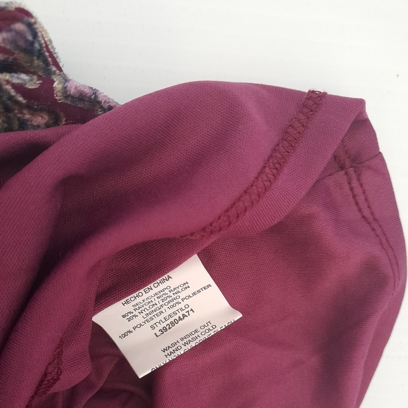 ● Lily White | velvet ruffle sleeve - Picture 4 of 11